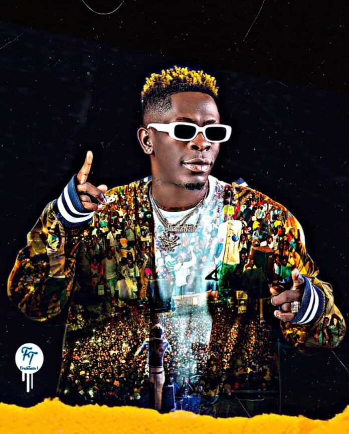 Shatta Wale celebrates birthday with “Cash Out”